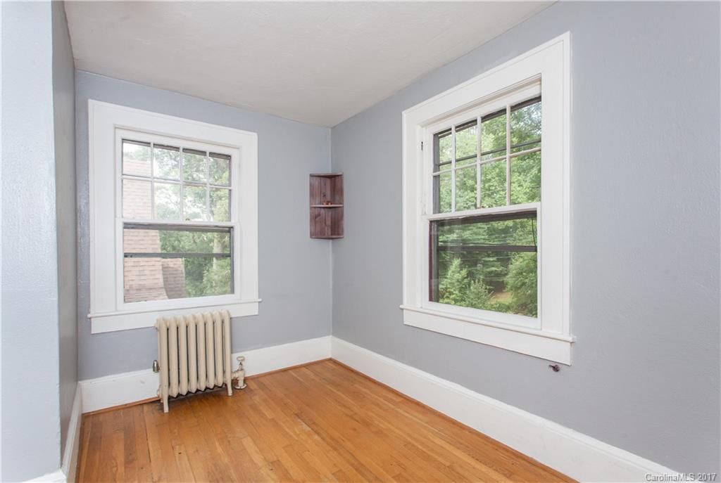 47 Laurel Loop Asheville NC 28806