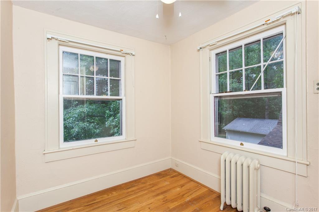 47 Laurel Loop Asheville NC 28806