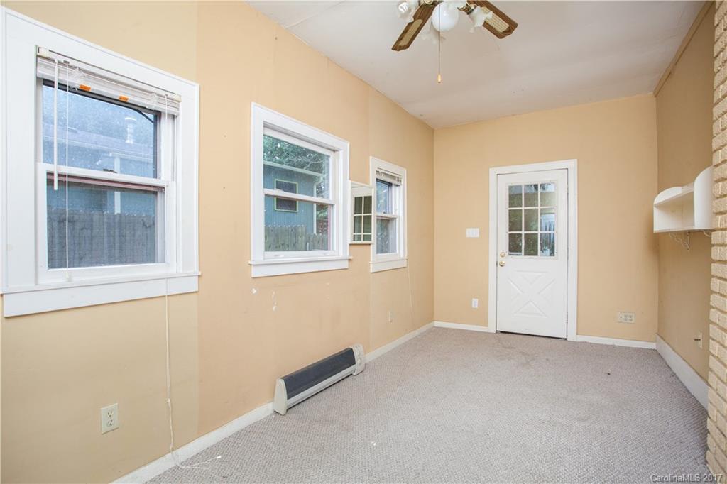 47 Laurel Loop Asheville NC 28806