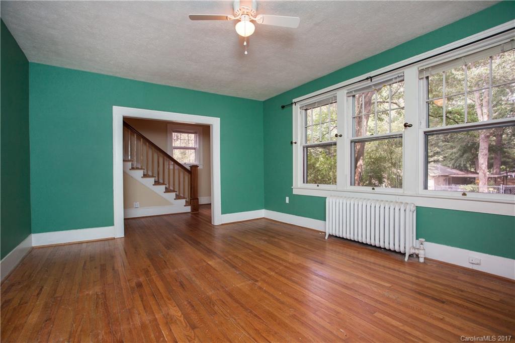 47 Laurel Loop Asheville NC 28806