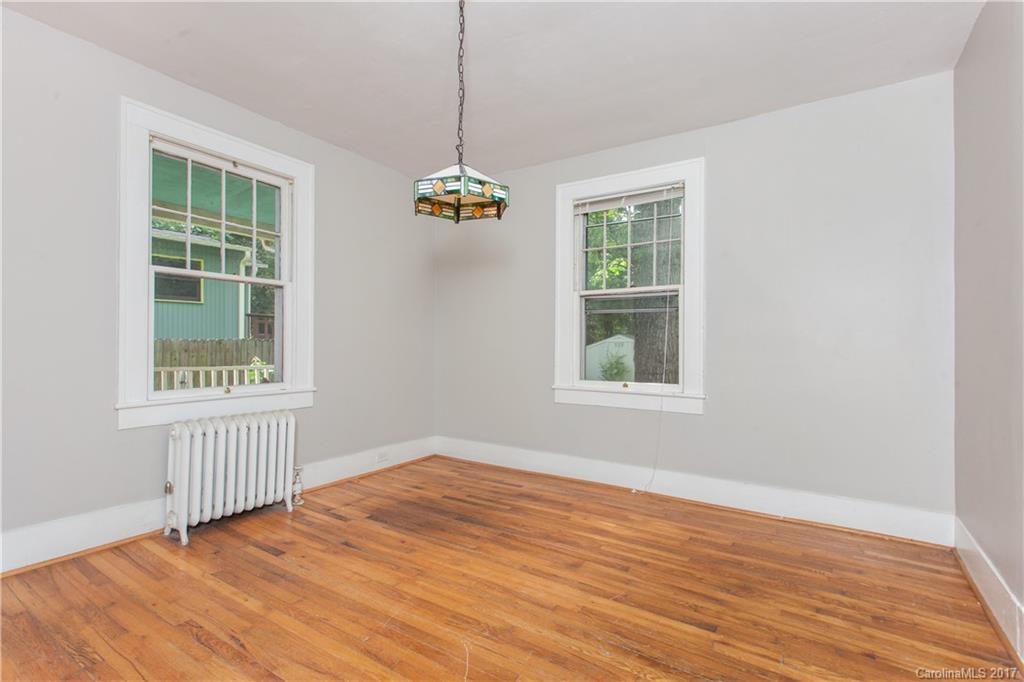 47 Laurel Loop Asheville NC 28806