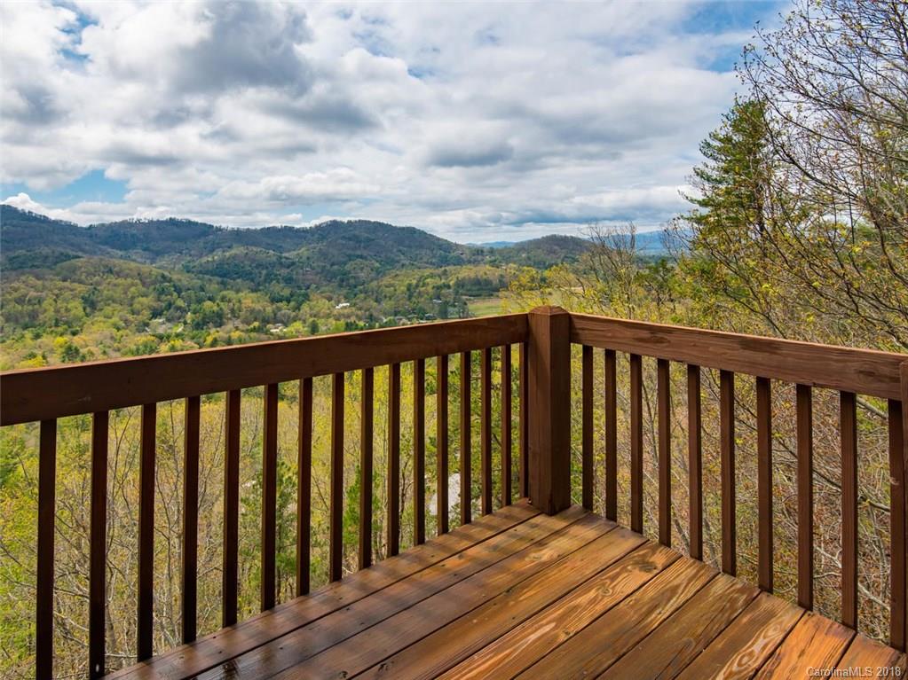 136 Black Oak Drive Asheville NC 28804
