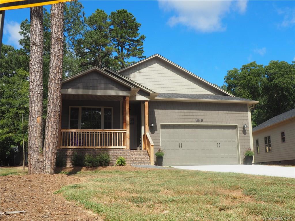 668 13th Avenue Place NW Hickory NC 28601