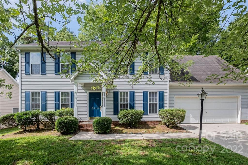 7515 Crestside Lane Charlotte NC 28227