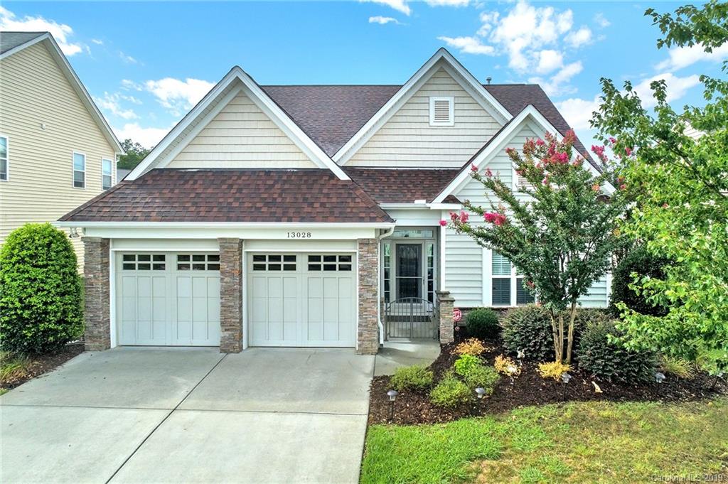13028 Hunting Birds Lane Charlotte NC 28278