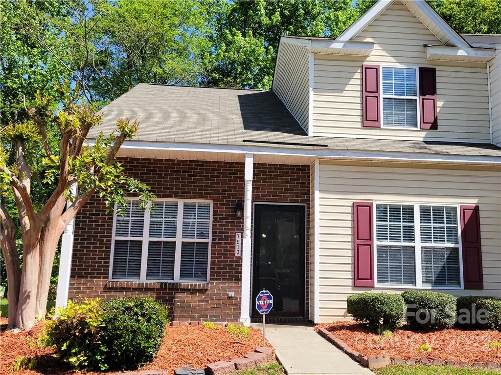 7513 Petrea Lane Charlotte NC 28227