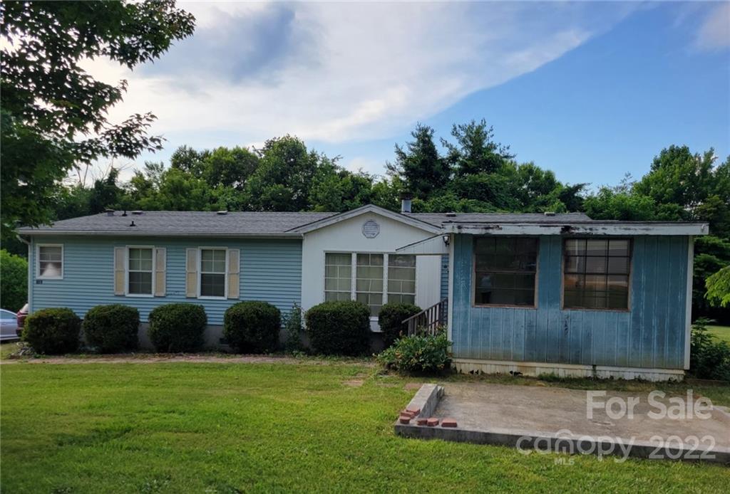 229 Doc Snyder Drive Swannanoa NC 28778