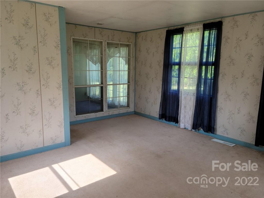 229 Doc Snyder Drive Swannanoa NC 28778