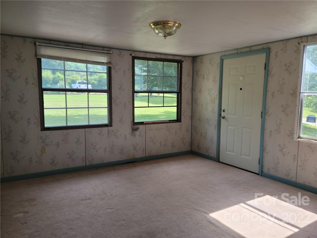 229 Doc Snyder Drive Swannanoa NC 28778
