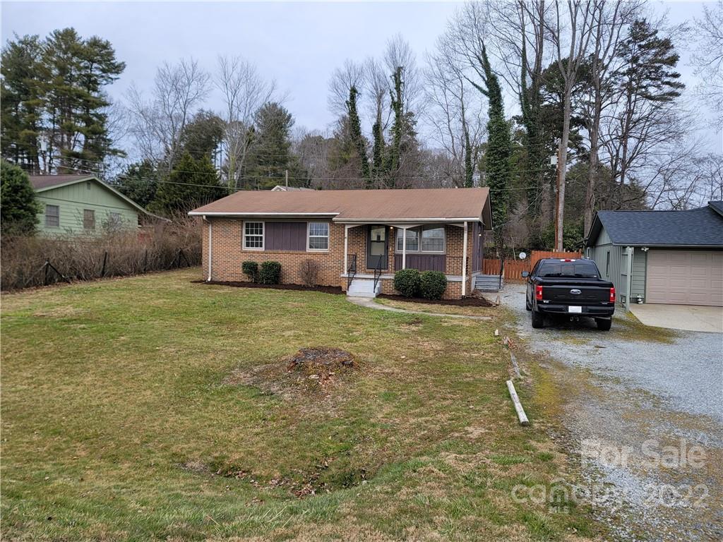 424 Lakeview Estate Road Hendersonville NC 28792