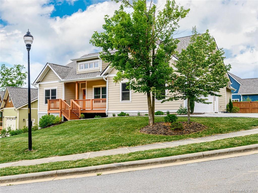 12 Shaker Court Asheville NC 28805