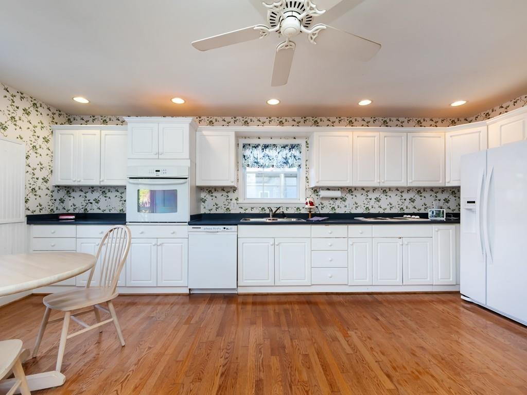 817 Sedgefield Road Charlotte NC 28209