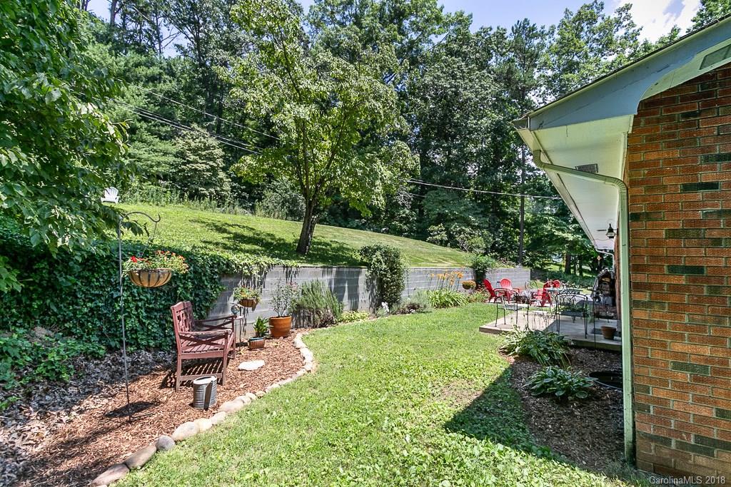 580 Old Fort Road Fairview NC 28730