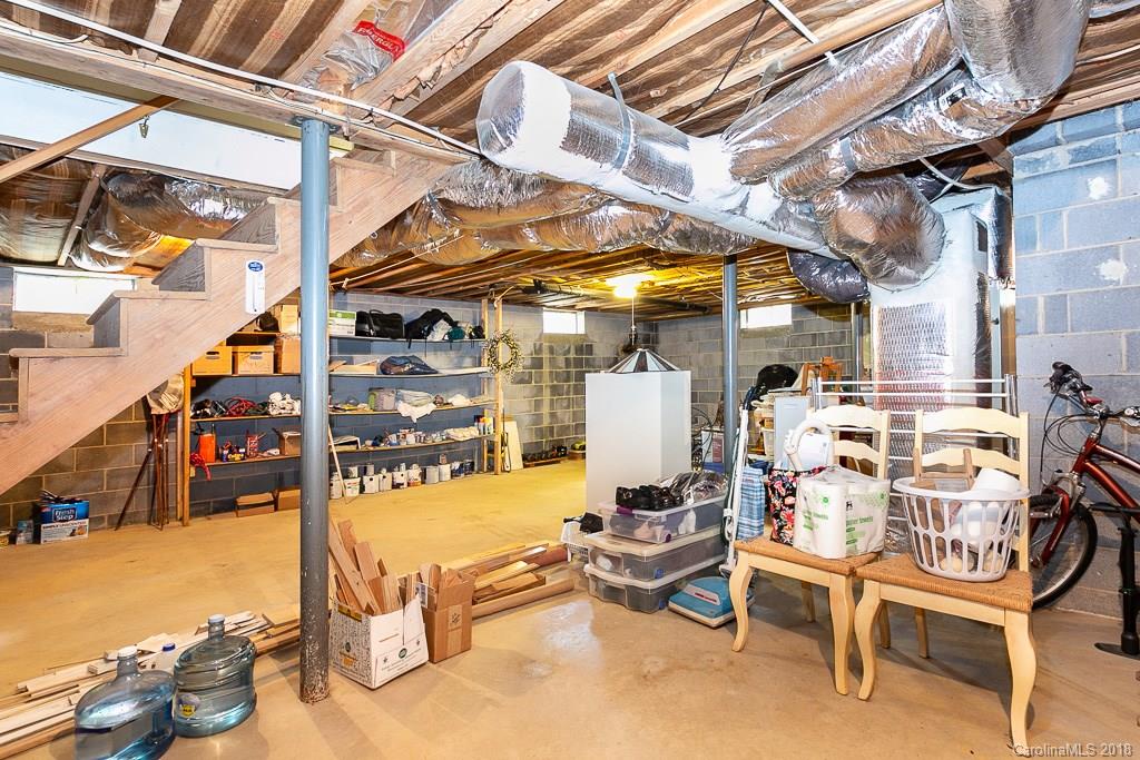 580 Old Fort Road Fairview NC 28730