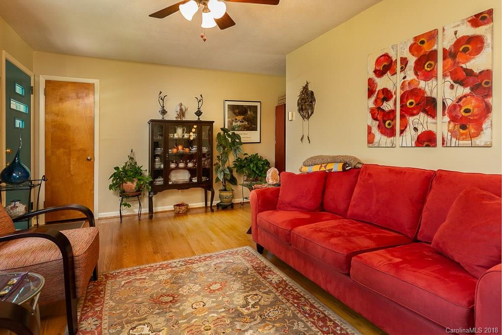 580 Old Fort Road Fairview NC 28730