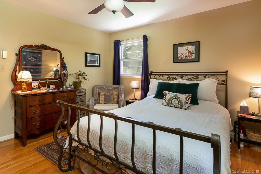 580 Old Fort Road Fairview NC 28730