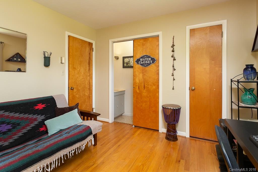 580 Old Fort Road Fairview NC 28730
