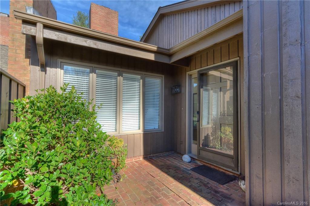 5008 Sunningdale Court Charlotte NC 28226