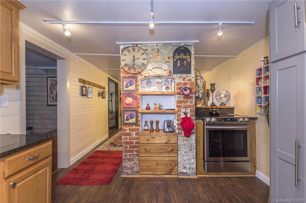 35 Wayside Road Asheville NC 28805