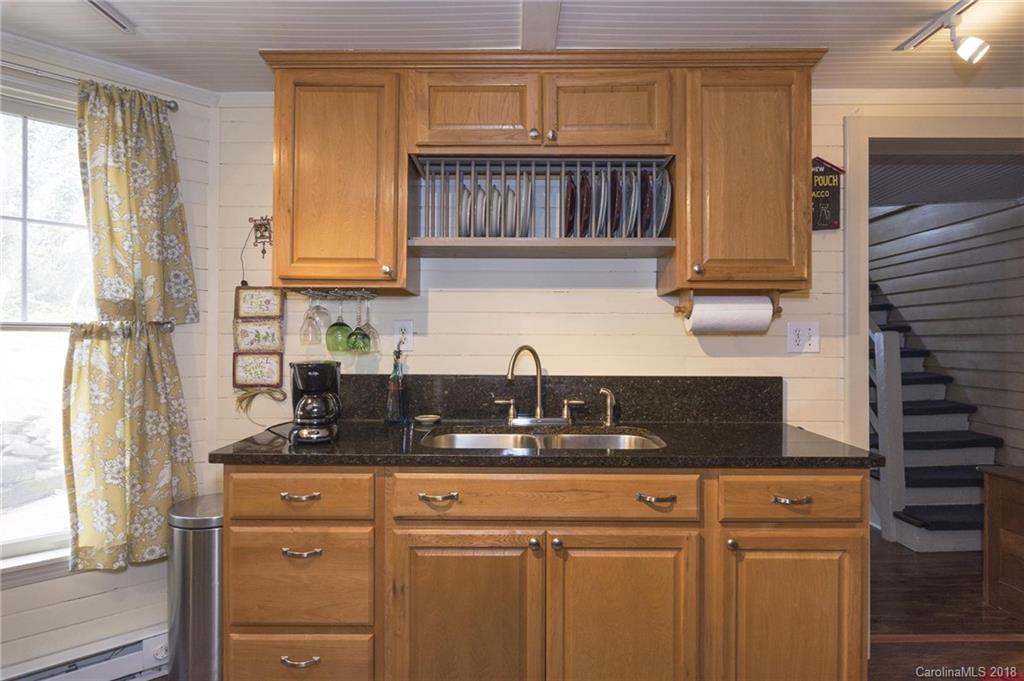 35 Wayside Road Asheville NC 28805