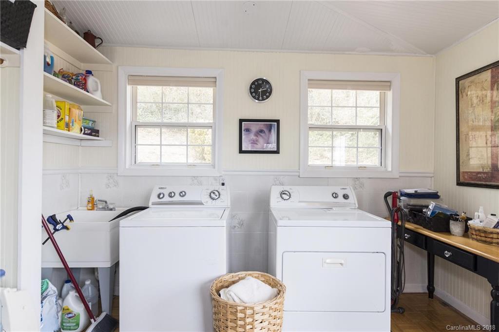 35 Wayside Road Asheville NC 28805