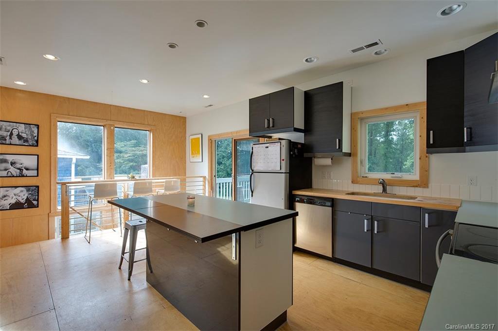 541 W Probart Street Brevard NC 28712