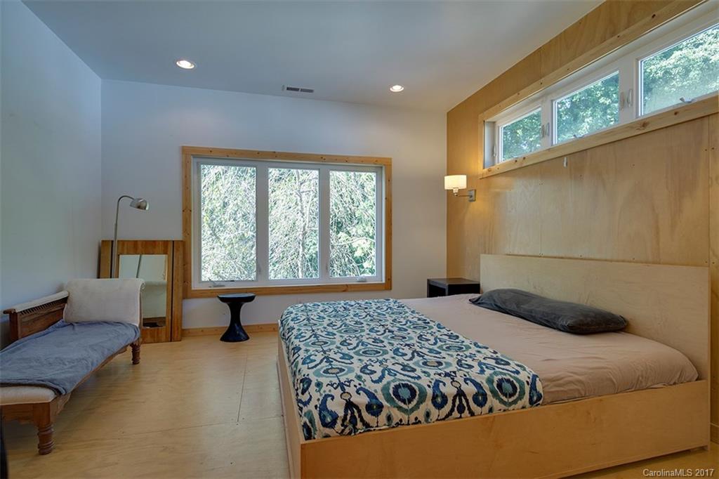 541 W Probart Street Brevard NC 28712