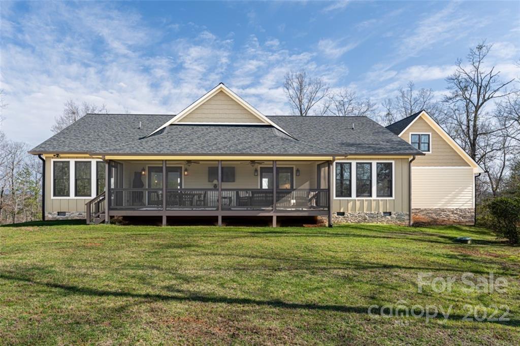 6521 Lake James Road Marion NC 28752