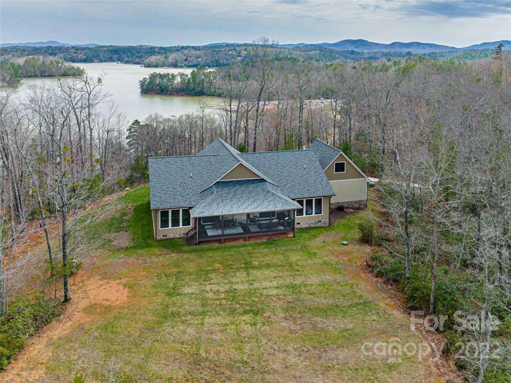 6521 Lake James Road Marion NC 28752