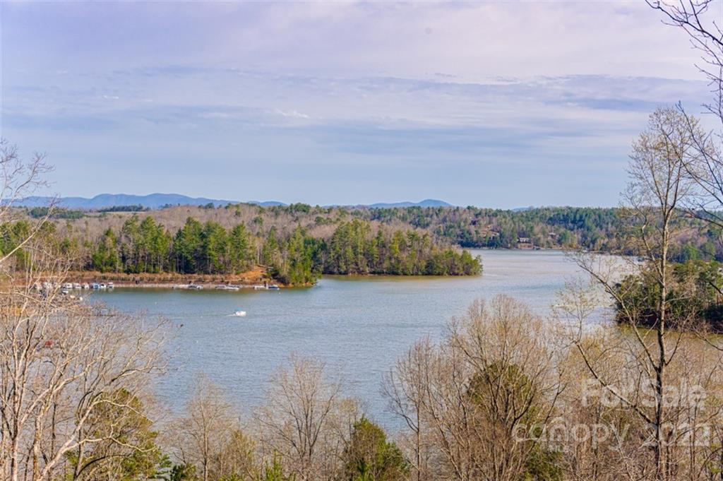 6521 Lake James Road Marion NC 28752