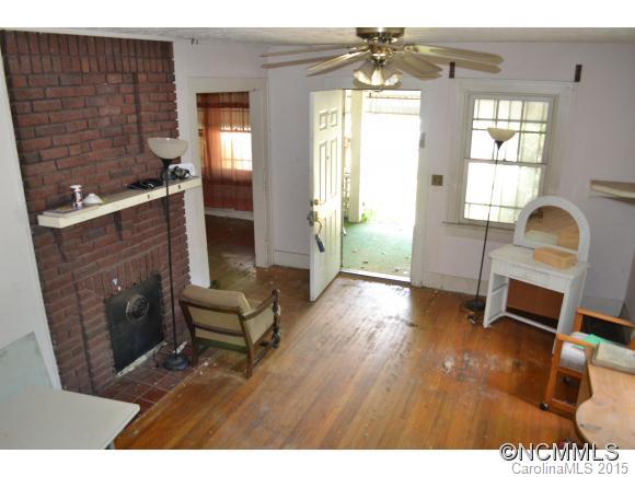 11 Arborvale Road Asheville NC 28801