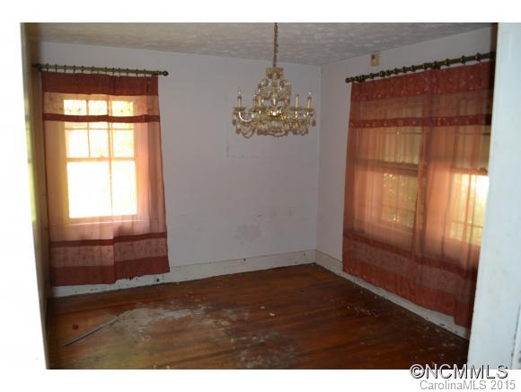 11 Arborvale Road Asheville NC 28801