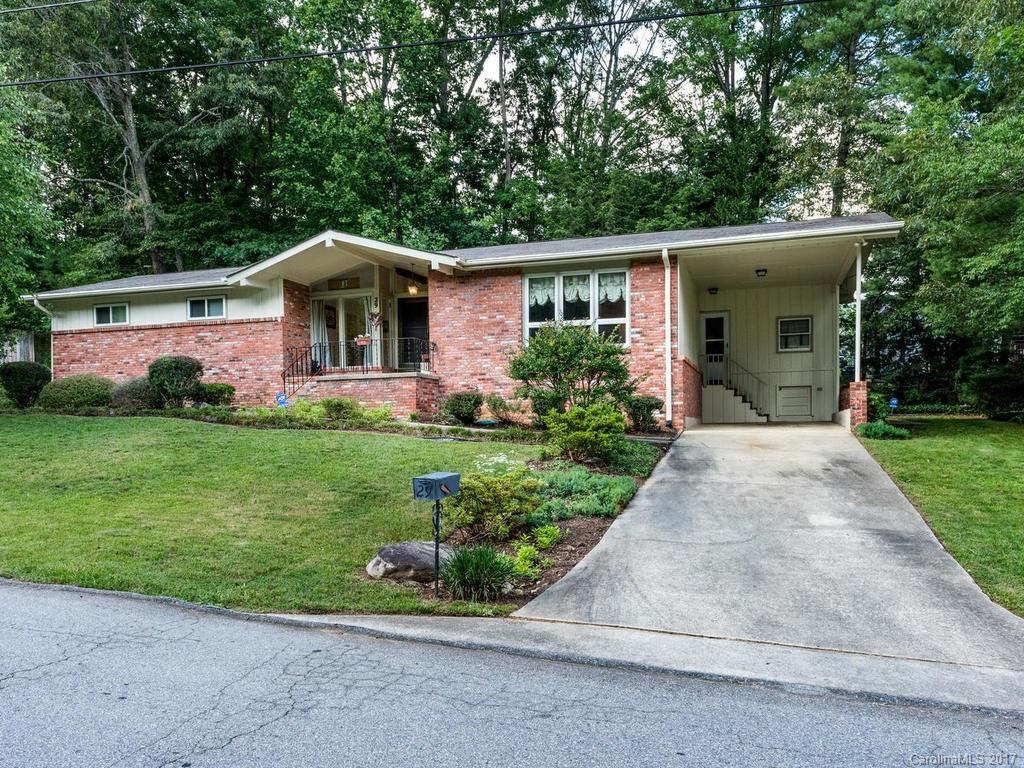29 Rhododendron Place Asheville NC 28805