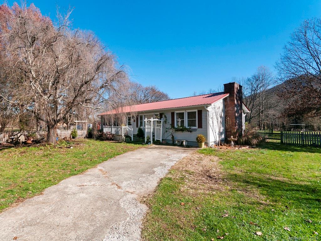 119 Riverside Drive Canton NC 28716