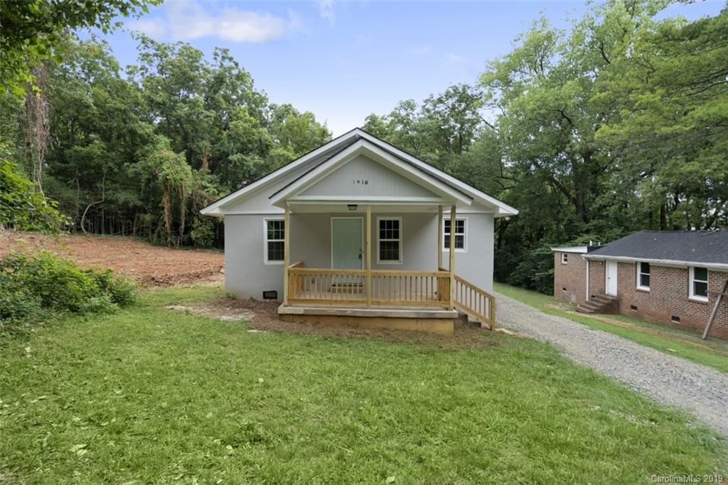 1916 Renner Street Charlotte NC 28216
