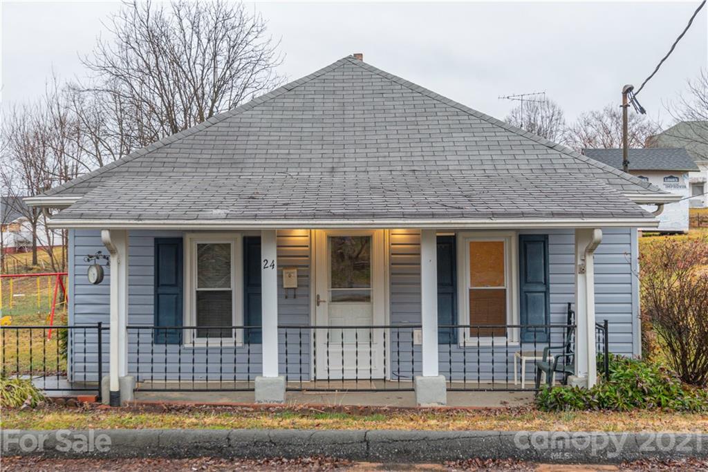 24 Gray Street Marion NC 28752