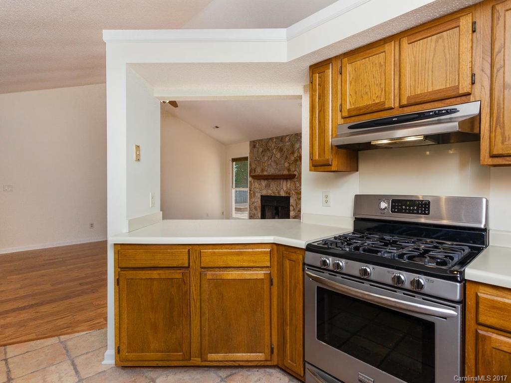 30 Marlwood Court Asheville NC 28804