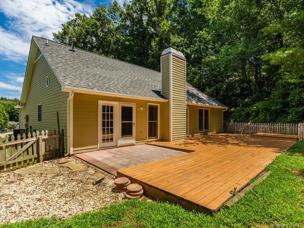 30 Marlwood Court Asheville NC 28804