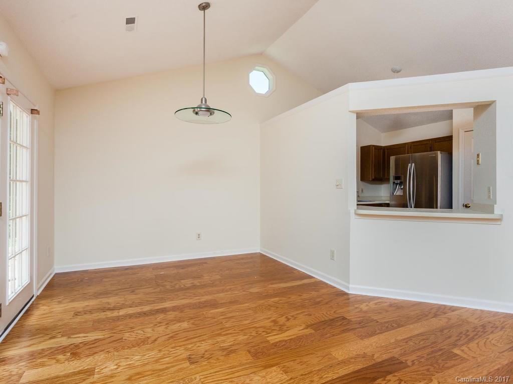 30 Marlwood Court Asheville NC 28804