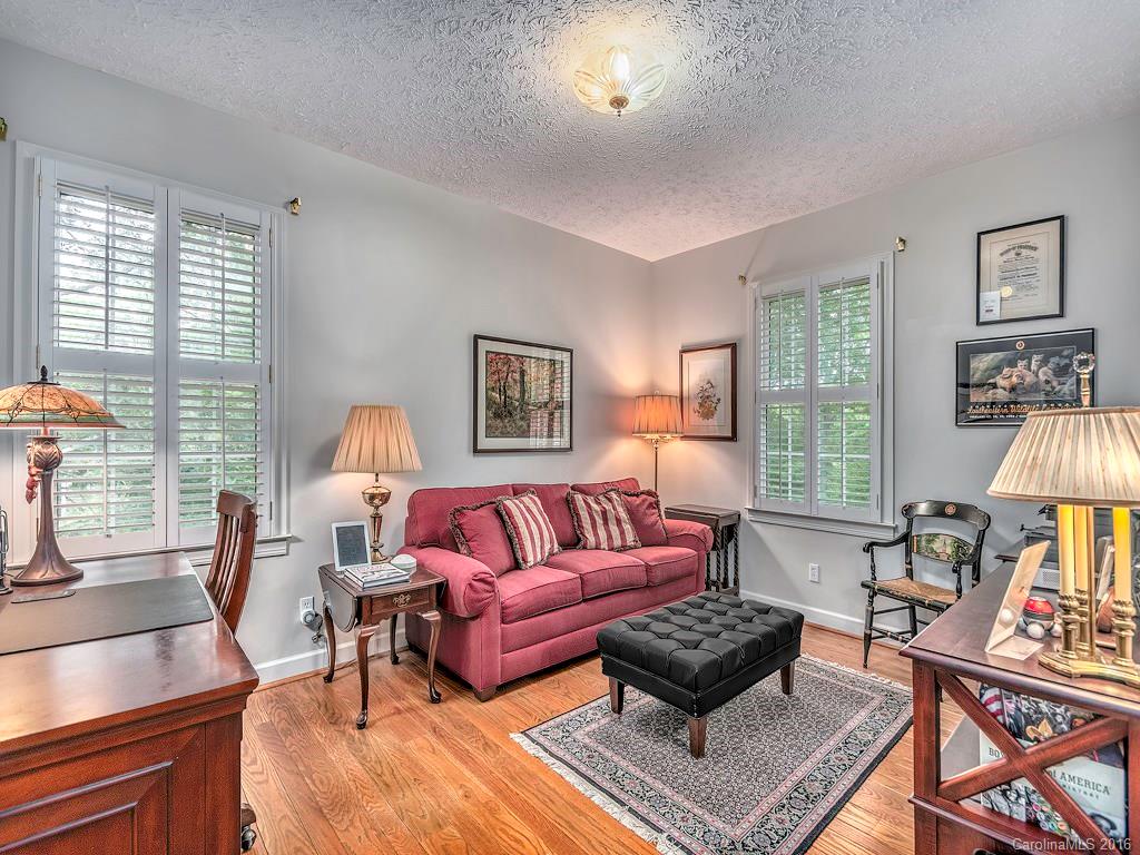 90 Berkshire Asheville NC 28805