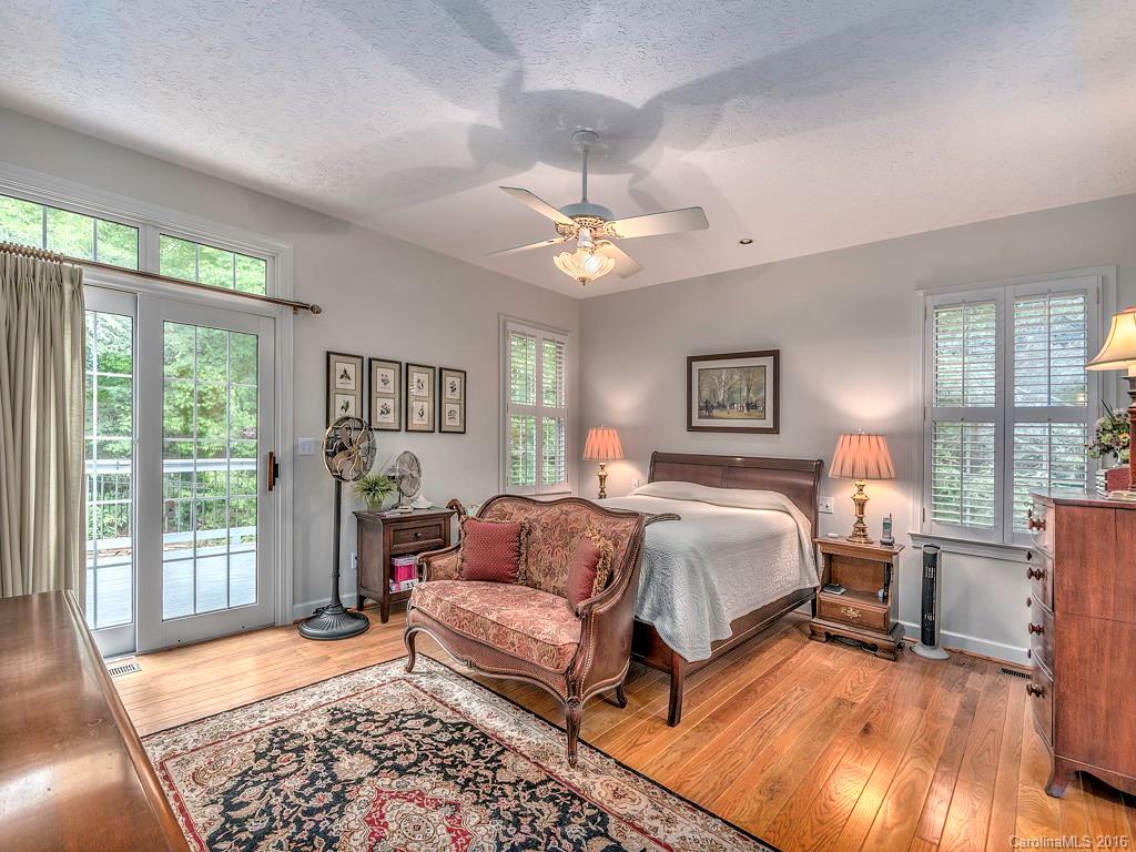 90 Berkshire Asheville NC 28805