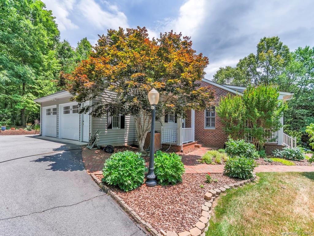 90 Berkshire Asheville NC 28805