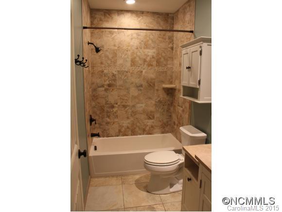 7 Temple Avenue Asheville NC 28804