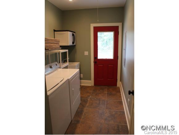 7 Temple Avenue Asheville NC 28804