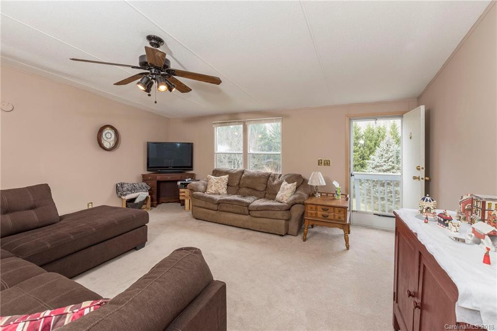275 Powderhorn Drive Waynesville NC 28786