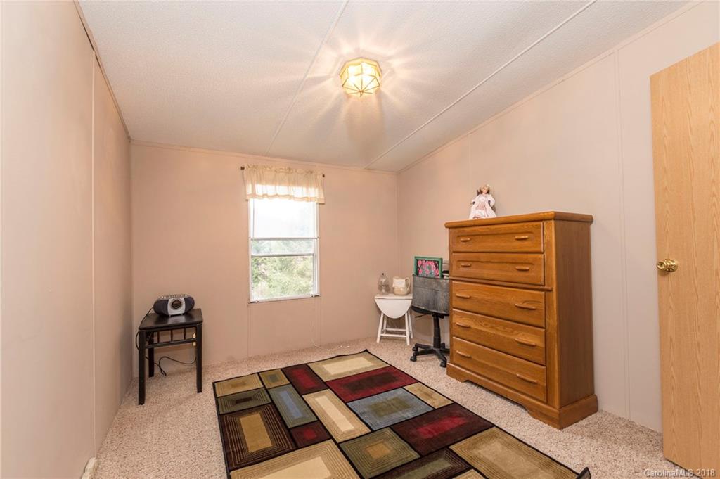 275 Powderhorn Drive Waynesville NC 28786