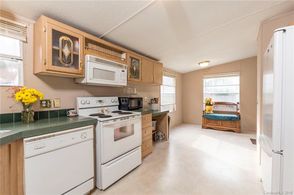 275 Powderhorn Drive Waynesville NC 28786