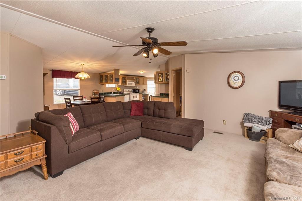 275 Powderhorn Drive Waynesville NC 28786