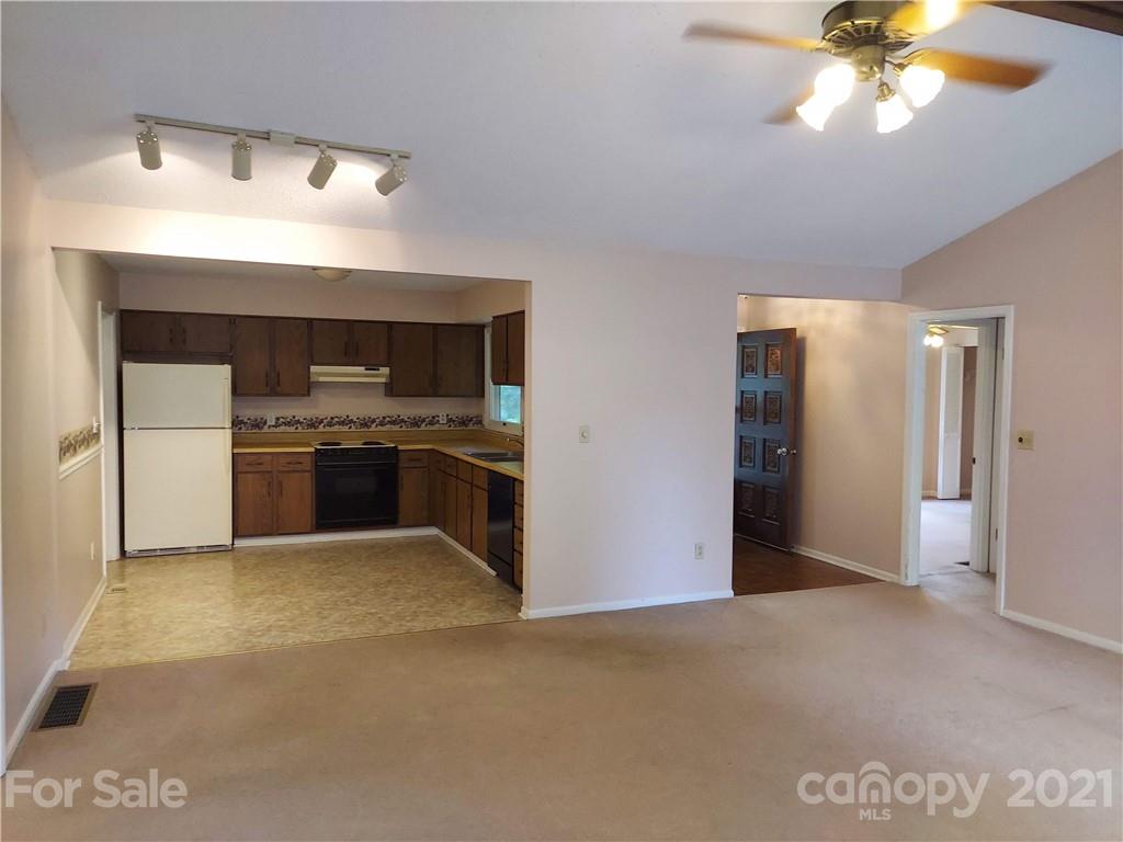 36 Chadwick Wade Drive Asheville NC 28804