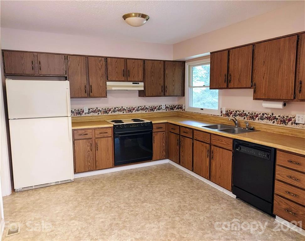 36 Chadwick Wade Drive Asheville NC 28804